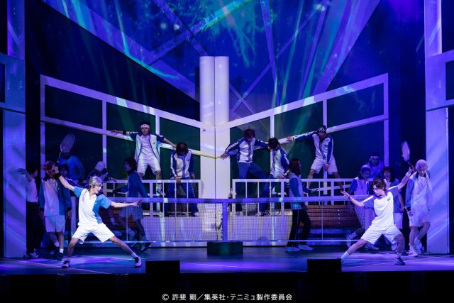 ミュージカル『テニスの王子様』4thシーズン青学vs氷帝 東京公演開幕 